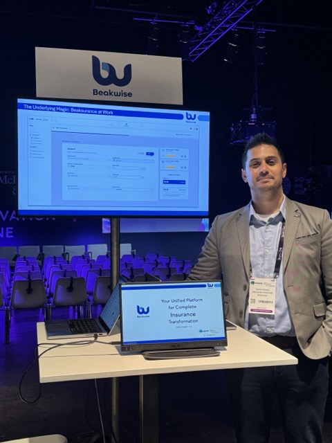 Beakwise team at ITC Europe booth